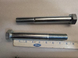 2 PC 1-8 X 8" Hex Head Cap Screw Grade 5 Zinc Plated - Picture 1 of 2
