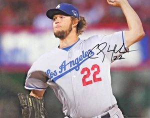 Clayton Kershaw foto firmata autografata LA Dodgers 8x10 quasi nuova COA - Foto 1 di 2