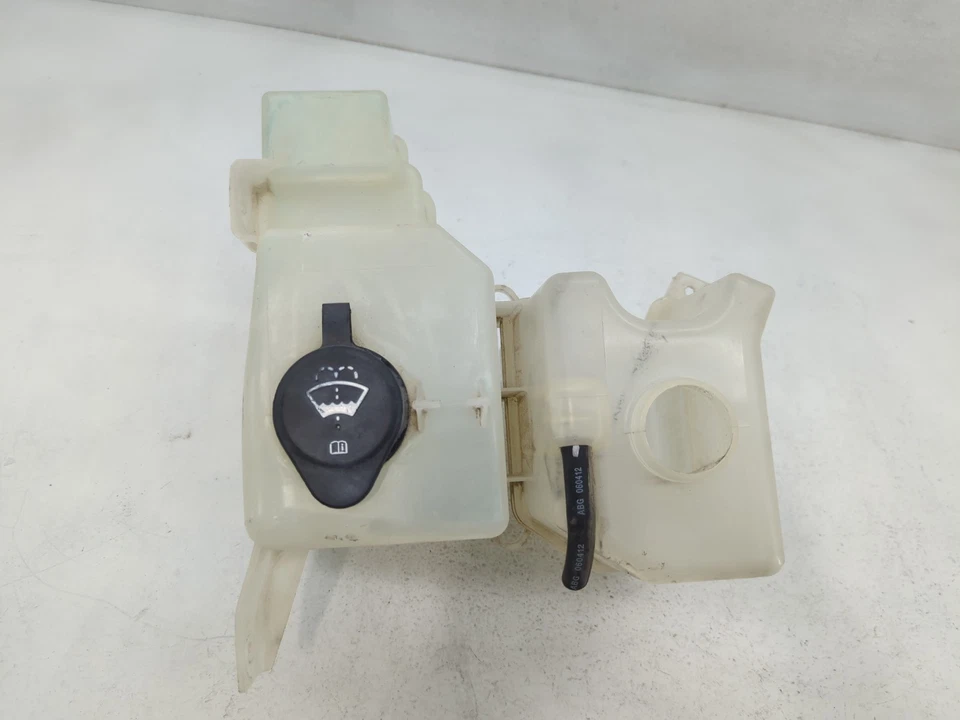 2009-2013 Toyota Corolla Radiator Coolant Overflow Expansion Tank Bottle MIAT5 - Image 1 of 4