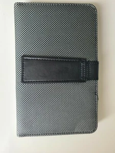 Tablet keyboard black case with key board connection to fit 9 inch / to 4.5 in - Picture 1 of 5