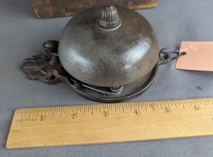 Antiker Gusseisen Gong Türklingel Hebel Aktivator 3 3/4" mit Drahtzug aktiviert - Bild 1 von 5