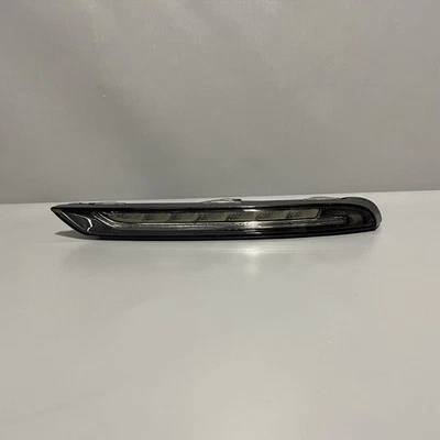 PORSCHE MACAN S LUZ ANTINIEBLA CONDUCTOR IZQUIERDO 95B941181A LED OEM 2016 2017 2018  Foto 1 de 4