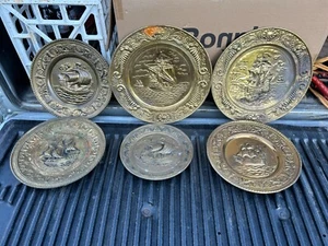 *Vintage Brass Decorative Plates - Set of 6 Sailing ships, pirate ships * - Imagen 1 de 6