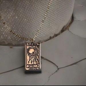 Neu - Bronze/Gold Mond Tarot Karte Hellseher Anhänger Halskette auf Adj. Verschlusskette - Bild 1 von 9