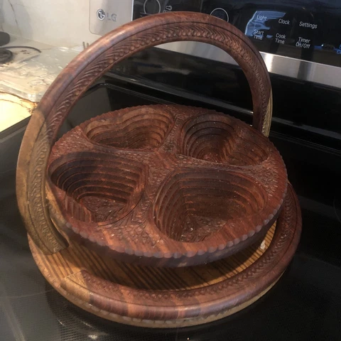 Wood Handcraft Candy Fruit Basket Collapsible 11 .5”Compartments Cover