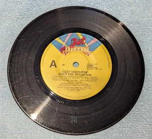 Disco de vinilo australiano Ozzy Osbourne Over The Mountain/Mr Crowley 1981 7" GC - Imagen 1 de 10