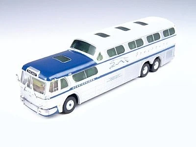 Classic Metal Works 33102 HO Mini Metals Chicago GMC PD-4501 Scenicruiser Bus - Image 1 of 1