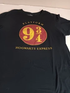 Harry Potter T-Shirt Uomo Grande Nera Platform 9 3/4 Manica Corta Girocollo - Foto 1 di 4