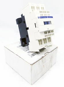 Contattore ausiliario TELEMECANIQUE CAD503V7 082002 -unused- - Foto 1 di 5
