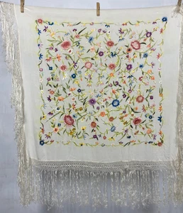Vintage Silk Hand Embroidered Manton de Manila Multicolor Piano Shawl 101x100 cm - Picture 1 of 16