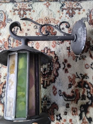 stained glass outdoor lantern light fixture - Image 1 of 4