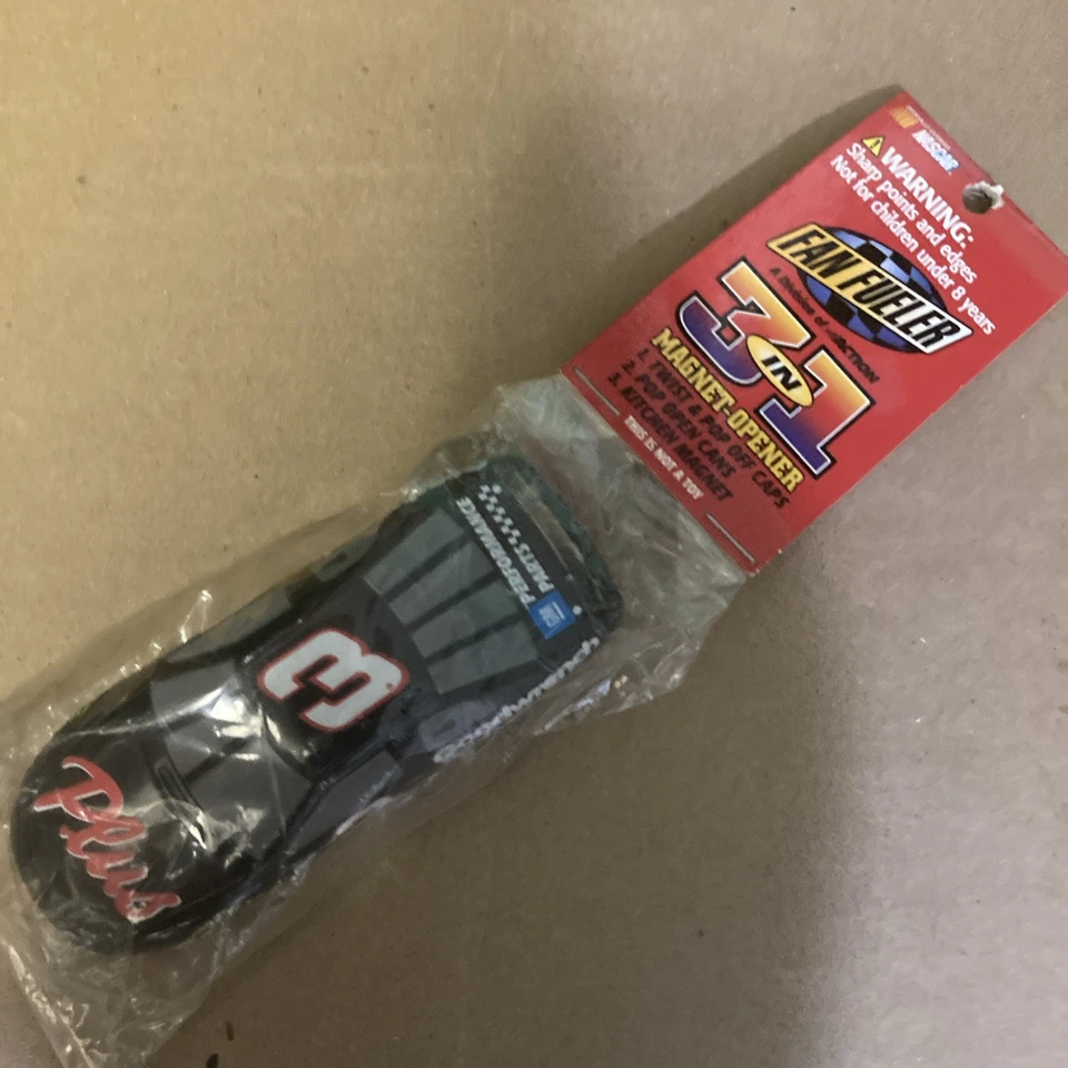 1998 Dale Earnhardt #3 NASCAR Fan Fueler 3 in 1 Magnet- Opener