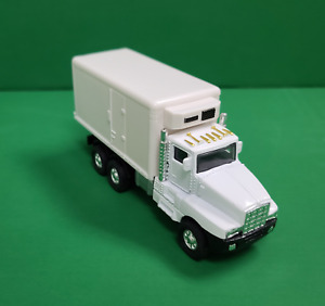 White Delivery Transporter Truck 5.5" Kid Children Vehicle Car Diecast Toy Car