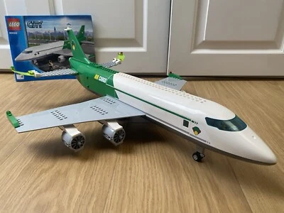 LEGO CITY: Cargo Terminal (60022) - Image 1 of 4