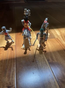 Timpo Toys Vintage Mounted Medieval Knight With Two Other Knights/Horse - Picture 1 of 9