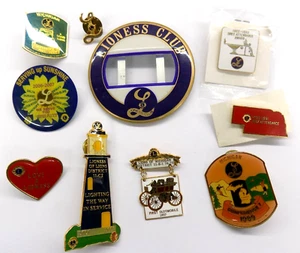 Michigan LIONS / LIONESS CLUB PINS Some Old / Vintage Lot # 4 - Picture 1 of 3
