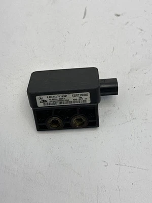 Mercedes-Benz CLK A208 C208 2001 ESP acceleration yaw rate sensor A0025427618 - Image 1 of 4