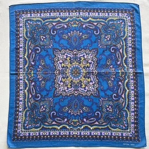 Vintage Bandana Blue Cotton Damask Paisley Art Pattern Kerchief Handkerchief 19" - Picture 1 of 3
