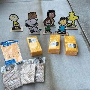 complete peanuts charlie brown birthday party decorations table decor party bags - Picture 1 of 10