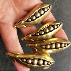 4 Amerock BP9336-R1 Regency Brass 2 3/8" Pea Pod Cabinet Knobs Veggie'Z - Picture 1 of 4