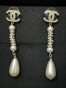 Authentic Chanel Dangle Studded Earrings in light gold with crystals CC & pearls - Picture 1 of 5