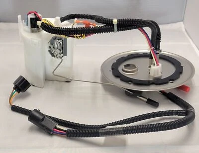 Carter Fuel Pump Module P76686M for Ford F-350 Super Duty F-450 Super Duty 99-04 - Image 1 of 4