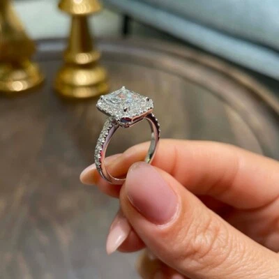 Anillo de diamantes talla radiante cultivado en laboratorio platino 950 2,50 quilates IGI 6 bodas Foto 1 de 4