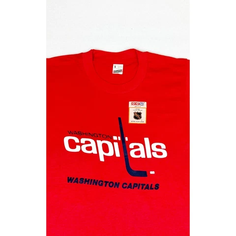 Vintage 80s NHL Washington Capitals Hockey T-Shirt Small Red Single Stitch Cover