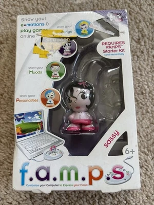 Famps: Sassy by Girl Tech nuevo sellado 2009 Mattel Foto 1 de 4