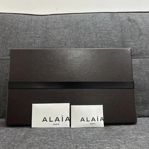 Alaia Paris Gift Box with Tissue Paper – L33 x H12 x W21cm Luxury Packaging - Picture 1 of 6