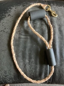 Dog Lead Brass clip Round plait Kangaroo leather neutral Colour 85cm Free Post - Picture 1 of 6