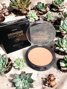 Avon  Bronze & Glow Bronzepuder Farbe Deep Tan matt Kompakt Puder  Bronzer - Bild 1 von 5