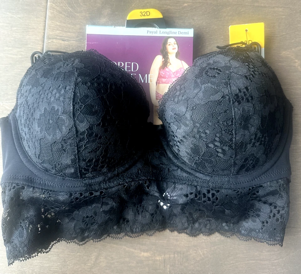Sujetador Adored by Adore Me Payal Demi Longline con aros encaje floral negro 32D Foto 1 de 4