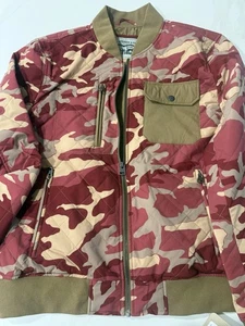 Levi's STRAUSS Men's Diamond Quilted Bomber Jacket In Camouflage Size Large NWT - Picture 1 of 4