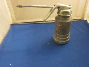 Vintage Globemaster No. 5963 Trigger-Pull Oil Can - Plastic - *USA* - Picture 1 of 8