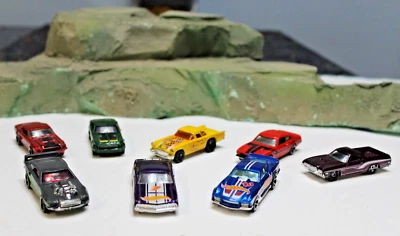 Lote de autos de juguete Hot Wheels Rivited Mustang Maverick YatmingT-bird Ranchero Torino Foto 1 de 4