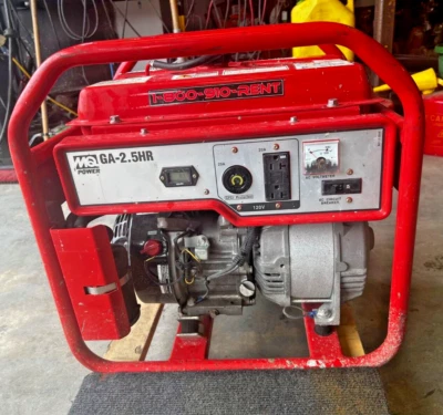 Multiquip GA25HR Portable Generator - 2,500W - Only 59 Hours on Honda Gas Engine - Image 1 of 4