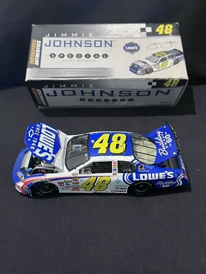 Jimmie Johnson 1/24 Lowes Special Paint Scheme (MISSING TOP STYROFOAM PIECE) - Image 1 of 4