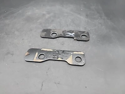 2003-2009 AUDI S4 Rear Left or Right R2-489Bumper Side Plate Bracket 8E0 807 239 - Image 1 of 3