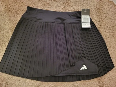 Girls 16 Adidas skort - Image 1 of 4