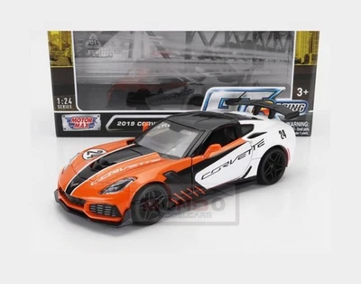 1:24 MOTORMAX Chevrolet Corvette Zr1 #24 Racing 2019 White Black Orange MTM73796 - Immagine 1 di 2