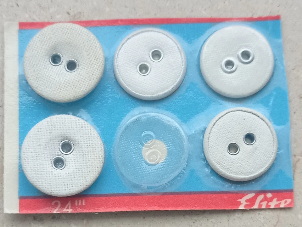 5St  Wäscheknöpfe 15-17mm - Bild 1 von 1