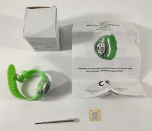 Montre Neuve Fitness Verte Femme avec Pile neuve Chronometre Podometre Alarme - Picture 1 of 4