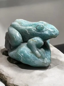 Carved Small Frog Natural Crystal Quartz Sample, Gift - Picture 1 of 8