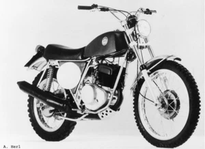 Laverda 250 Chott 1975 enduro trail dirtbike motocicleta foto prensa fotografía - Imagen 1 de 1