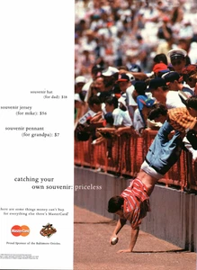 2000 PRINT AD - MASTERCARD BALTIMORE ORIOLES FAN CATCHING SOUVENIR BASEBALL - Picture 1 of 1