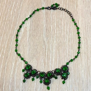 Collar verde con cable - Imagen 1 de 3
