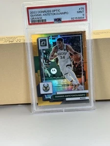 Giannis Antetokounmpo 2022-23 Donruss Optic Orange Bucks PSA 9 - Imagen 1 de 2