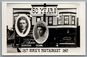 Postal RPPC c1967 restaurante Cleveland OH Martin Sorns 50 años aniversario  - Imagen 1 de 2