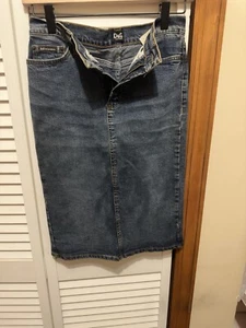 Dolce Gabbana Curve Denim Skirt.    - Picture 1 of 5
